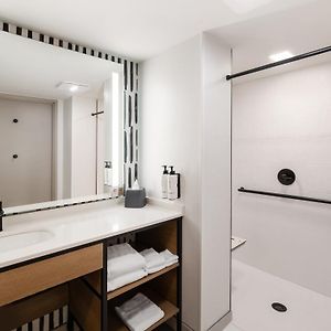 King Suite Mobility Accessible Roll Shower